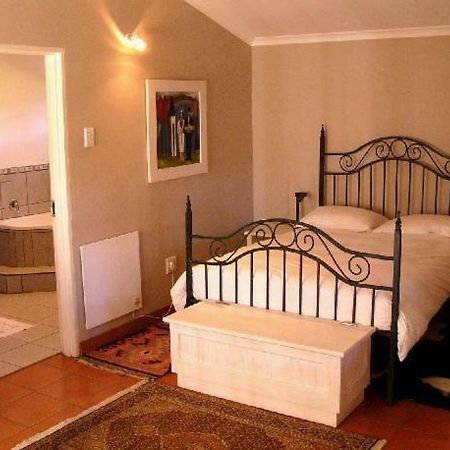 דירות האריסמית Rose Garden Manor House מראה חיצוני תמונה